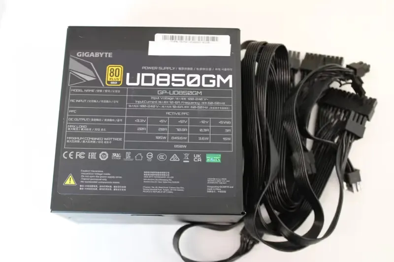 Gigabyte 850W GP-UD850GM