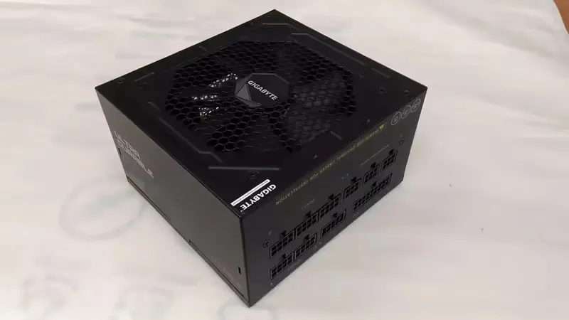 Gigabyte 1000W GP-UD1000GM